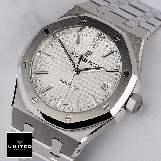 Audemars Piguet Royal Oak 15403IP.OO.1220IP.01 "Silver Dial" 1:1 Clone Edition audemars piguet royal oak selfwinding white dial 15400ST.OO .1220ST man dial Audewmars Piguet Royal Oak White Dial 15400ST.OO_.1220ST Replica white background