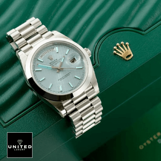 Rolex Day-Date 228206 "Ice Blue Baguette" Premium Duplicate rolex daydate 228206 0004 replica Rolex Day-date 228206 blue dial replica on the rolex box