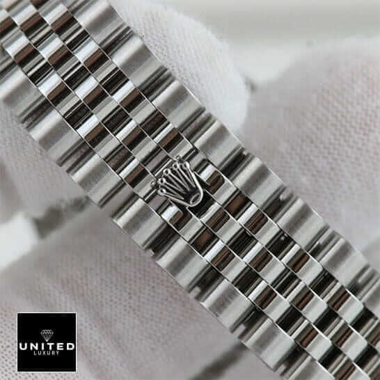 Rolex Datejust 178274 "Diamond" Authentic Clone 1:1 rrolex datejust mother of pearl diamond 178274 jubilee replica3 Rolex Datejust Steel Jubilee Bracelet on the Rolex logo