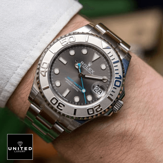 Rolex Yacht-Master 116622 Rhodium Supreme Replica Edition rolex yacht master 268622 steel platinum automatic grey rhodium dial replica man unitedluxurynet 2 Rolex 268622 Steel Platinnum Grey Dial Replica white shirt at the wrist