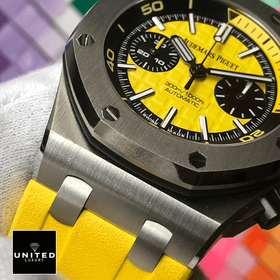 Audemars Piguet Royal Oak Offshore Diver 26703ST.OO.A051CA.01 First-Class Clone Audemars Piguet Royal Oak Yellow Dial Steel Bezel Replica on the hand