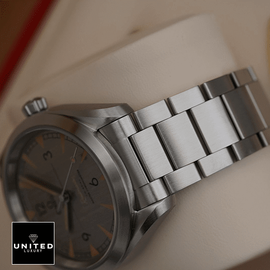 Omega Railmaster Co-Axial Master Steel 220.10.40.20.06.001 Perfect Duplicate 1:1 omega railmaster 220.10.40.20.06.001 silver Omega Railmaster Stainless Steel Bracelet Replica in the box