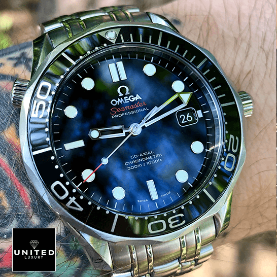 Omega Seamaster 212.30.41.20.03.003 "Black Black" Top Grade Clone 1:1 omega seamaster 300m steel 212 30 41 20 01 003 black dial replica hand two Omega Seamaster Blakc Dial Steel 300m Replica on the tattoo wrist