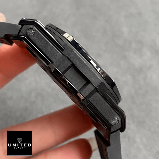 Hublot Big Bang "All Black" Ceramic 415.CX.1114.VR.MXM17 Next Level Replica hublot big bang sang bleu all black right dial HUblot Big Bang Sang All Black Case Replica side view on the hand