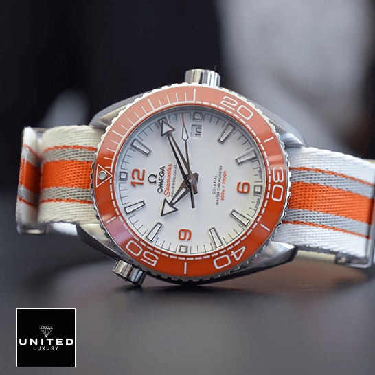 Omega Seamaster Planet Ocean 215.32.44.21.04.001 "Orange" Mirror Replica 1:1 omega seamaster planet ocean 600M co axial master steel 215.32.44.21.04.001 grey dial replica unitedluxurynet 1 Omega Seamaster Orange Bezel Bracelet Replica side view
