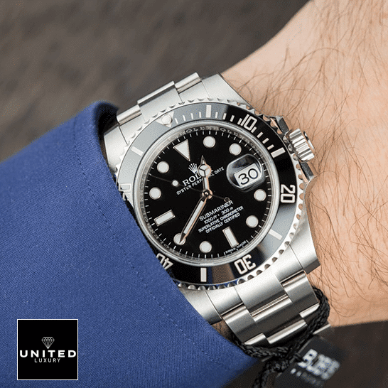 Rolex Submariner Date 116610LN "Black Ceramic" Collector’s Clone 1:1 rolex submariner ceramic bezel black dial 116610ln hand man unitedluxury 1 Rolex Submariner Black Dial Ceramic 116610ln-0001 Replica on his arm