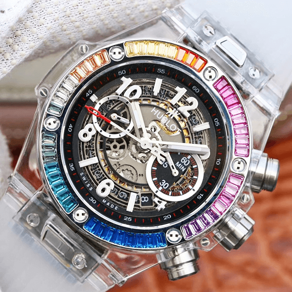 Hublot Big Bang Integral 441.JX.4802.RT.4099 "Black Rainbow" Premium Replica 1:1 hublor saphire rainbow eta saat 02 cleanup Hublot Sapphire Rainbow Bezel Replica on the hand