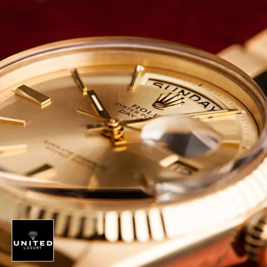 Rolex Day-Date 228238 "Yellow Gold" Precision Duplicate 1:1 Yeni Proje 9 Rolex Day-Date 40 228238-0003 Champagne Dial Replica close analog view