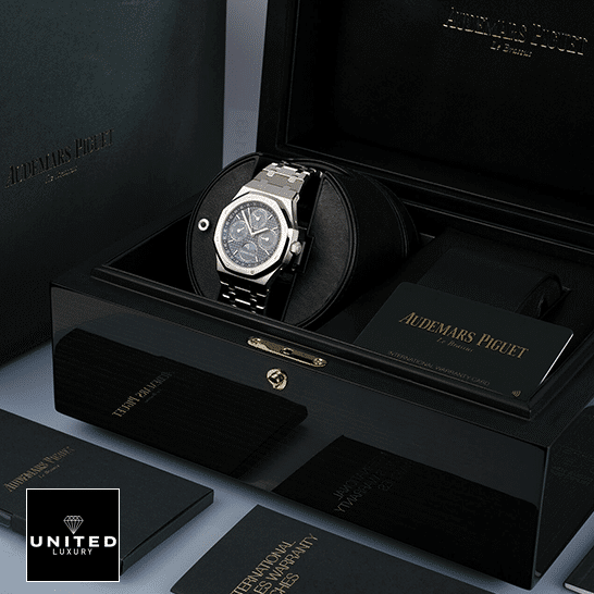 Audemars Piguet Royal Oak Offshore 26574ST.OO.1220ST.02 "Blue Dial" Exclusive Clone 1:1 audemarspiguet royaloak 26574ST.OO .1220ST replica Audemars Piguet Royal Oak Blue Dial Replica in the box next to warranty card