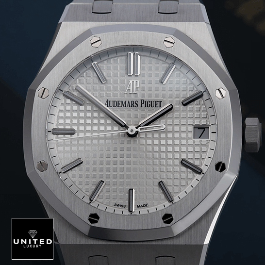 Audemars Piguet Royal Oak 15500ST.OO.1220ST.03 "Blue Dial" Premium Replica 1:1 audemars piguet royal oak 15500ST.OO .1220ST.04 replica front audemars-piguet-royal-oak-15500ST.OO_.1220ST.04-replica-front