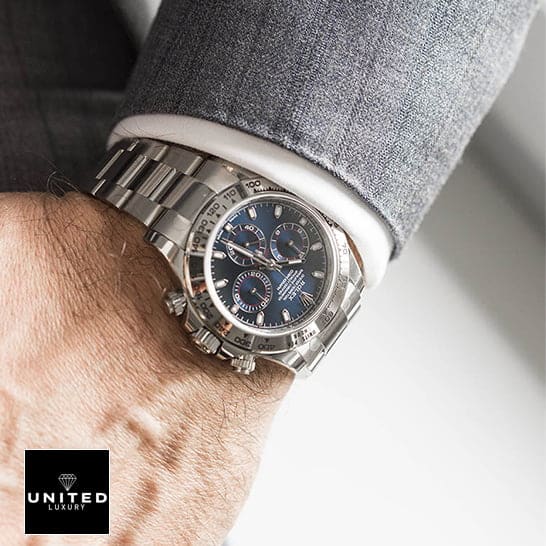 Rolex Daytona Cosmograph 116509 "White Gold Blue Dial" Mirror Clone Quality rolex 116509 blue dial replica 2 Rolex Daytona 116509 S.Steel Blue Dial Replica on his arm